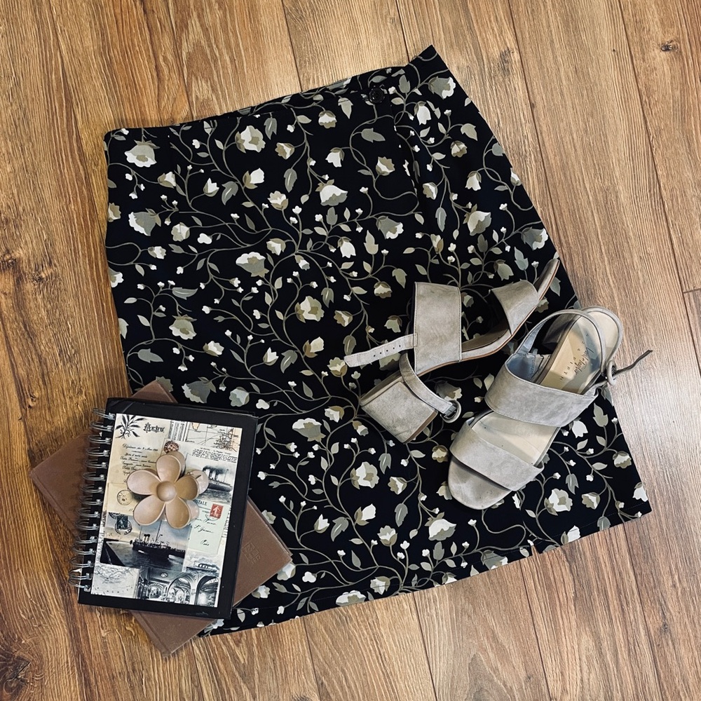 Vintage 80s/90s Classique Collections Floral Skirt